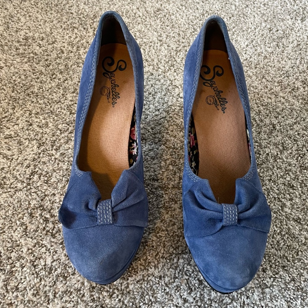 Retro Blue Suede Platforms 💙